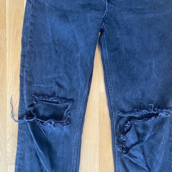 Reformation Cynthia High Rise Straight Jeans Black Ripped Size 27 - Picture 12 of 14